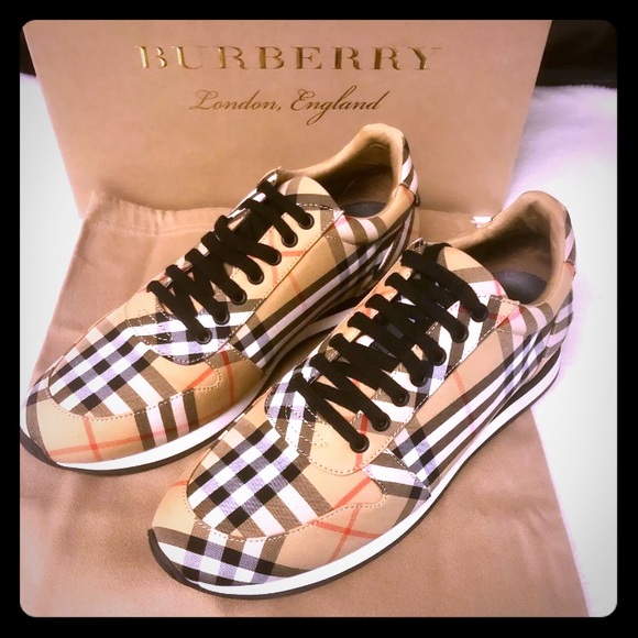 ❌SOLD❌🔥BURBERRY NEW🔥 Travis Train Sneakers - Picture 3 of 9